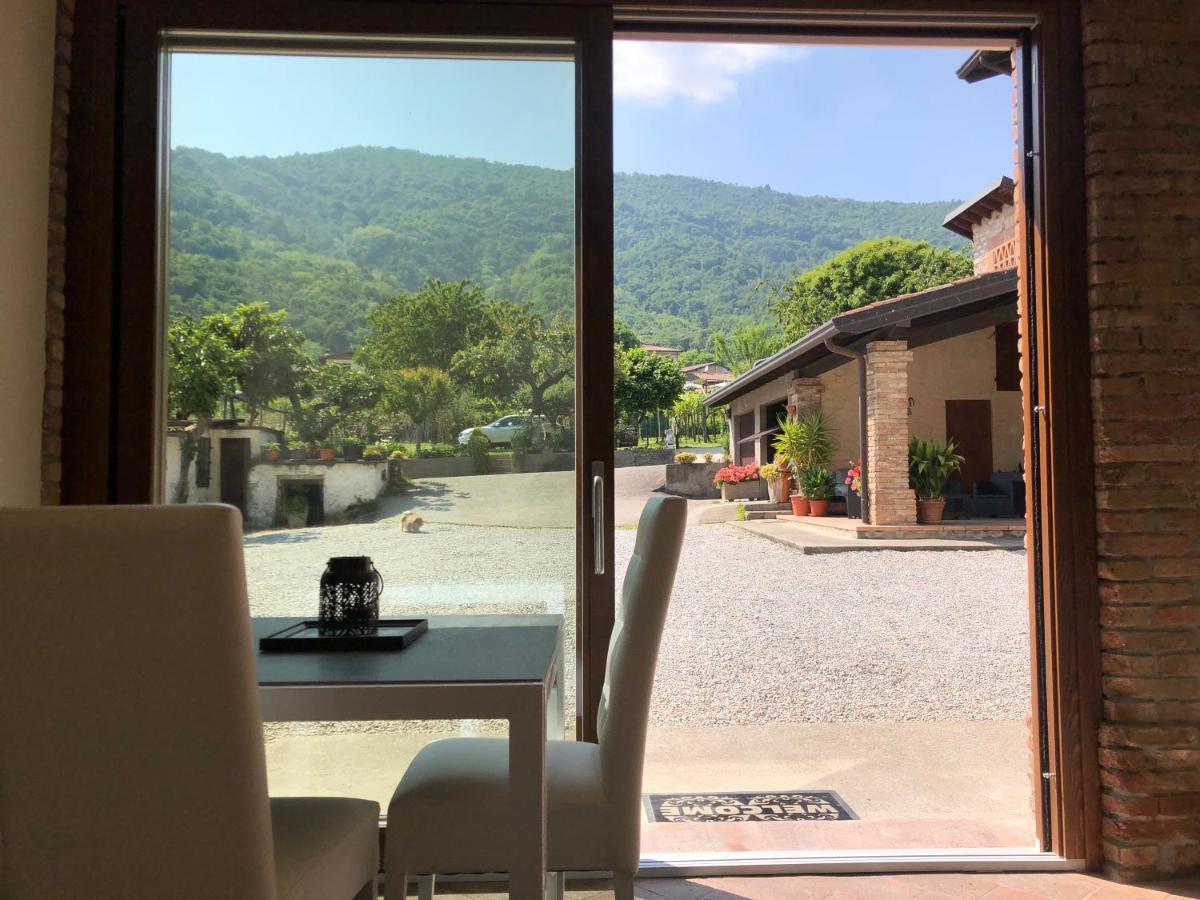La Terrazza Sulle Vigne B&B Corte Franca Εξωτερικό φωτογραφία