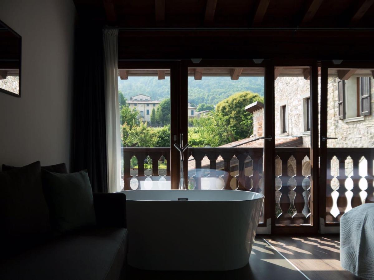 La Terrazza Sulle Vigne B&B Corte Franca Εξωτερικό φωτογραφία