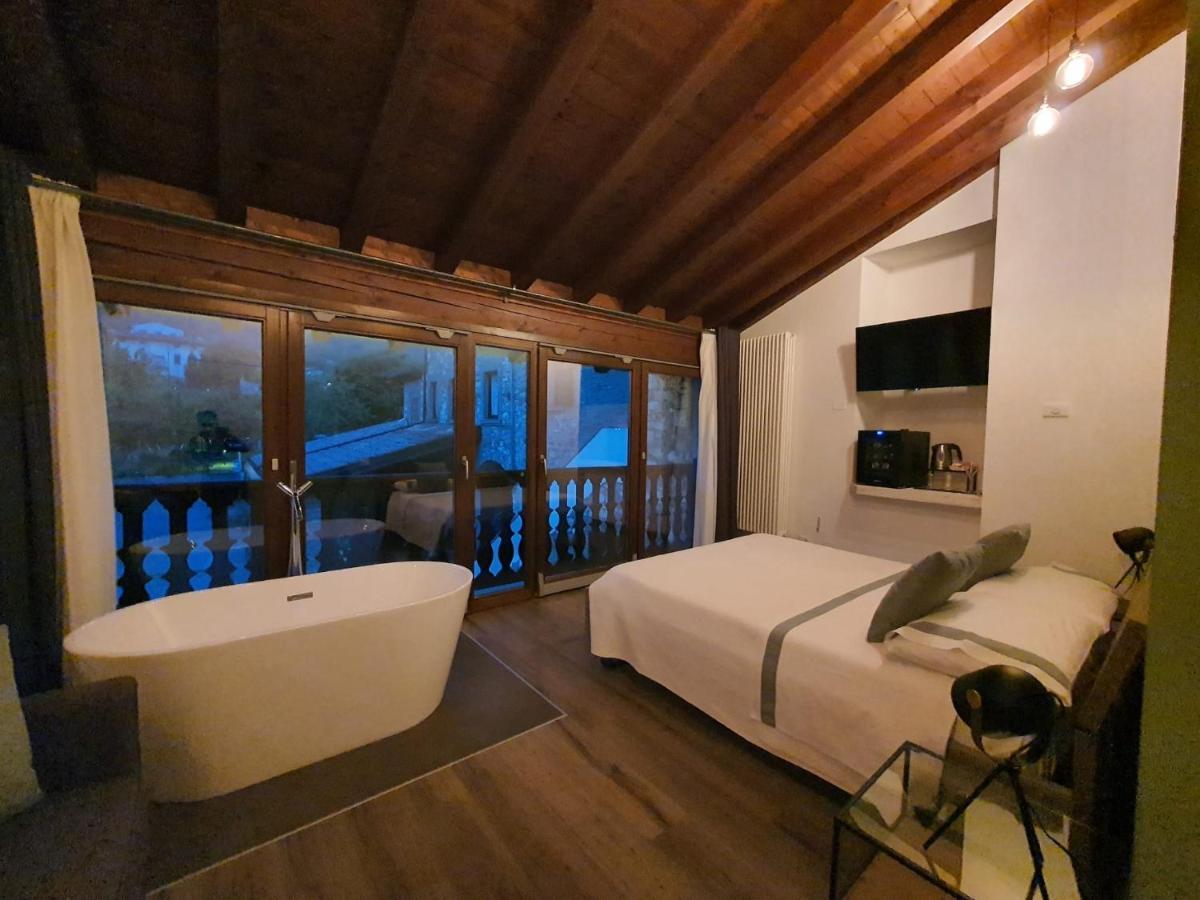 La Terrazza Sulle Vigne B&B Corte Franca Εξωτερικό φωτογραφία