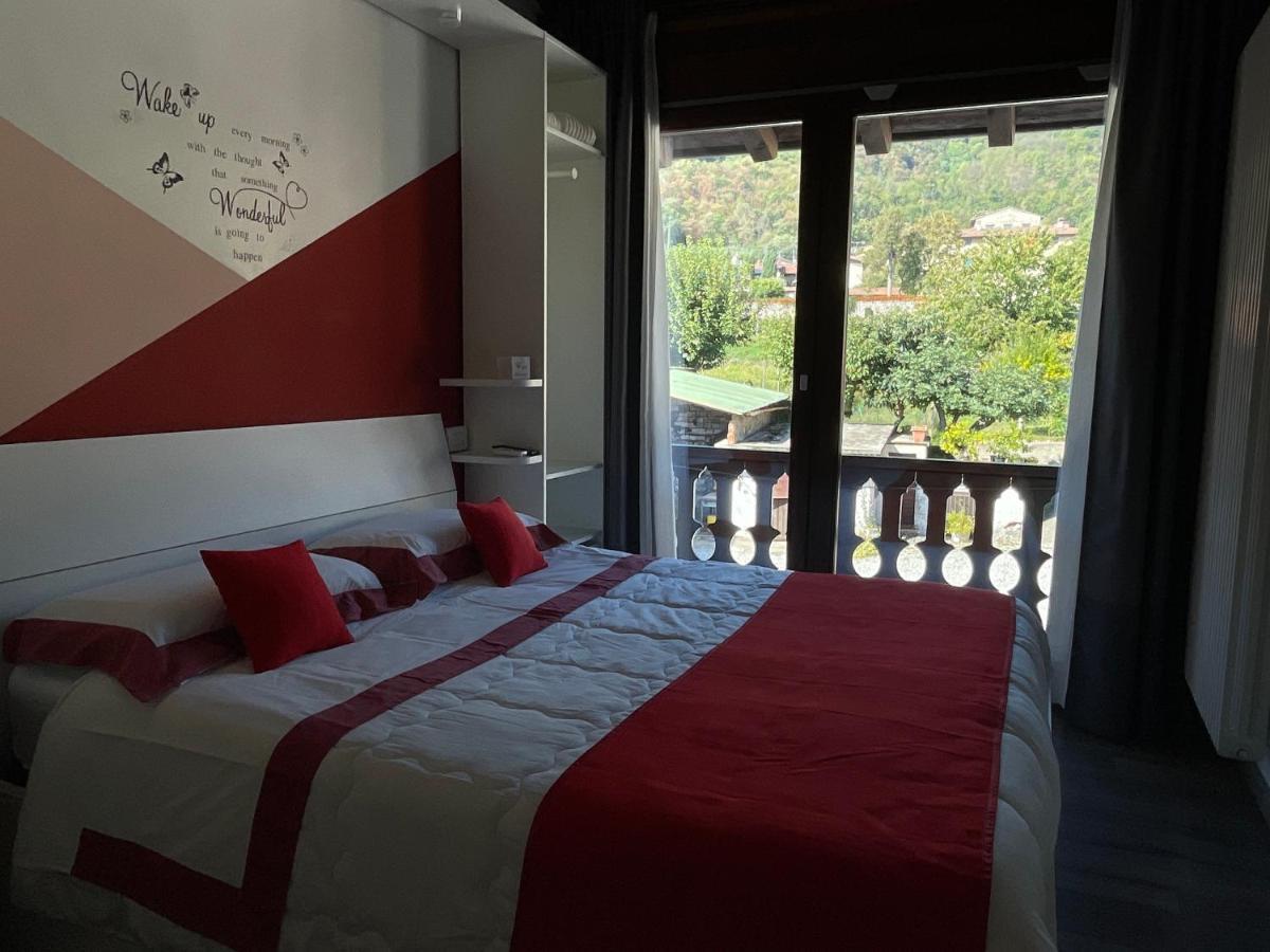 La Terrazza Sulle Vigne B&B Corte Franca Εξωτερικό φωτογραφία