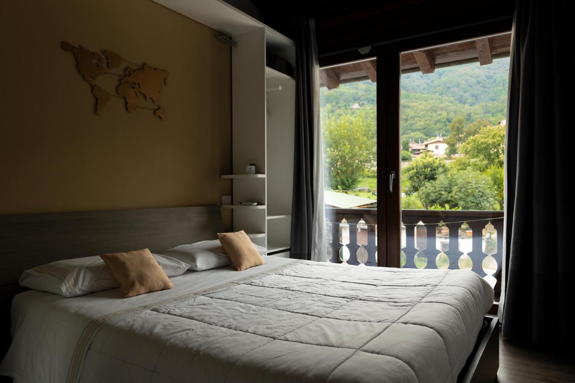 La Terrazza Sulle Vigne B&B Corte Franca Εξωτερικό φωτογραφία