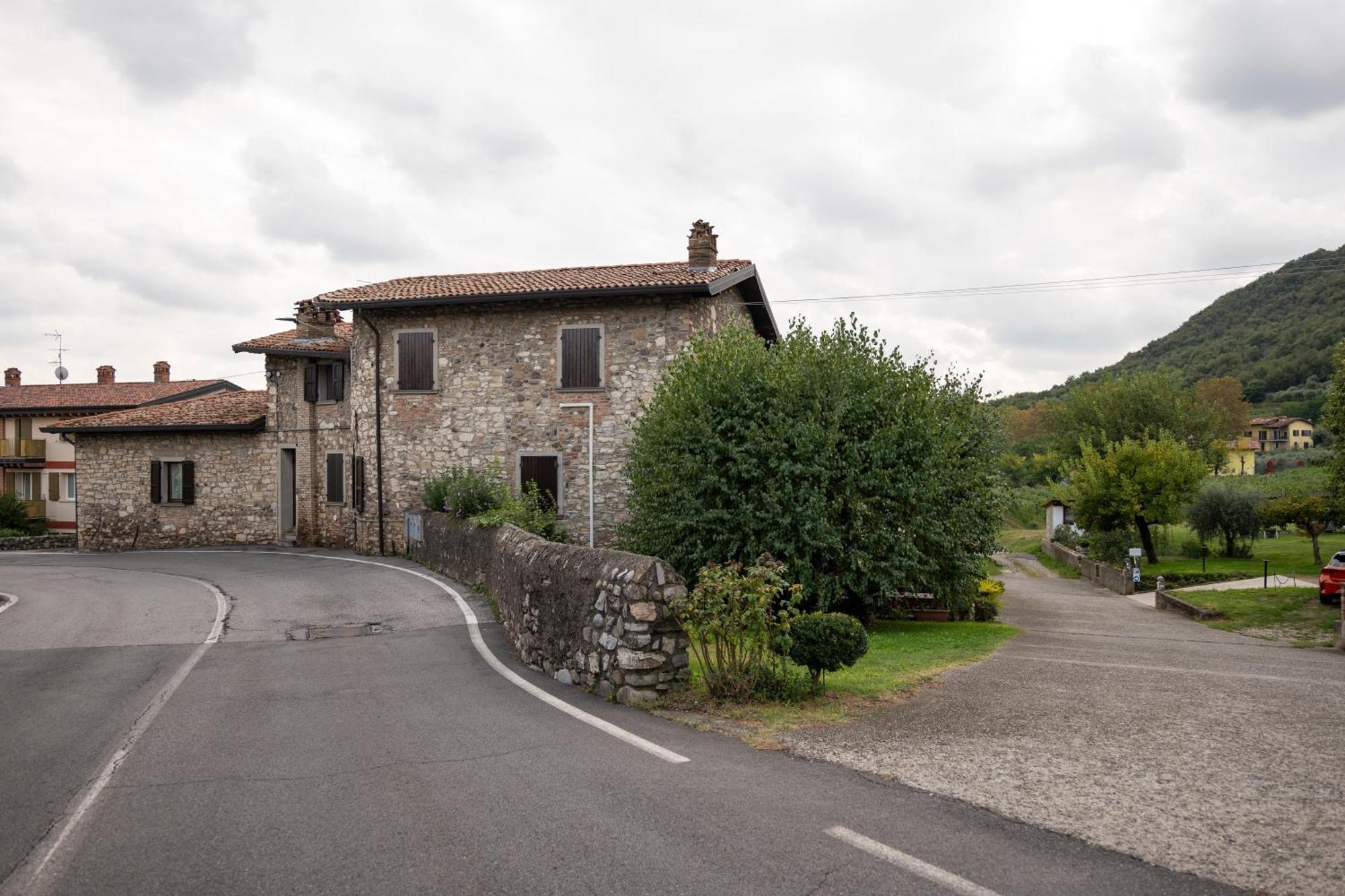 La Terrazza Sulle Vigne B&B Corte Franca Εξωτερικό φωτογραφία